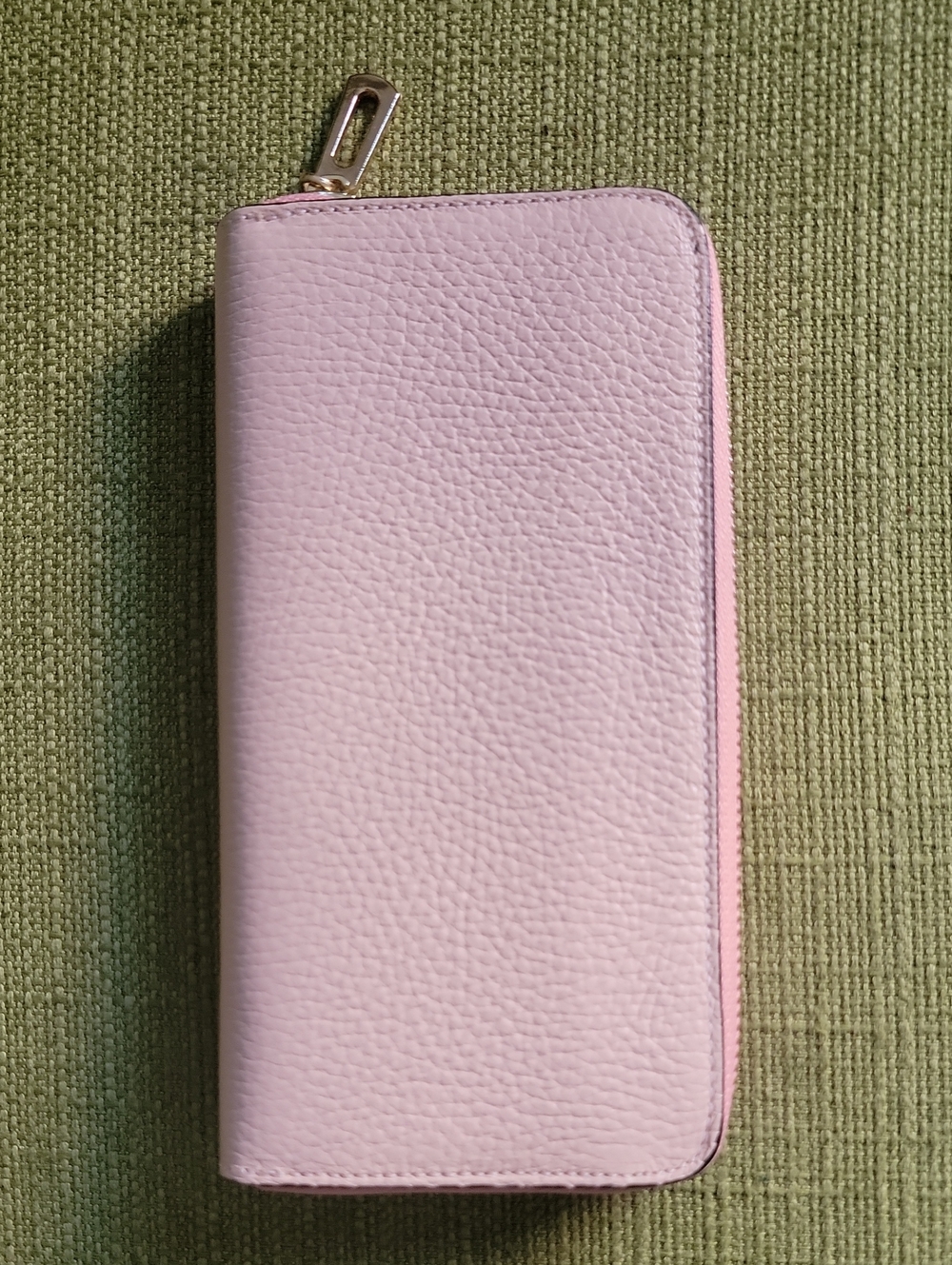 Italian Leather Women's Pink Zip Long Wallet - Sleek Leather Organizer